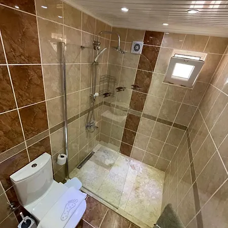 Daire Sweet Family House